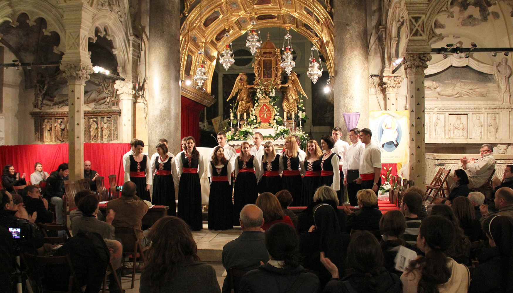 Klapa Slavić i Klapa Dišpet